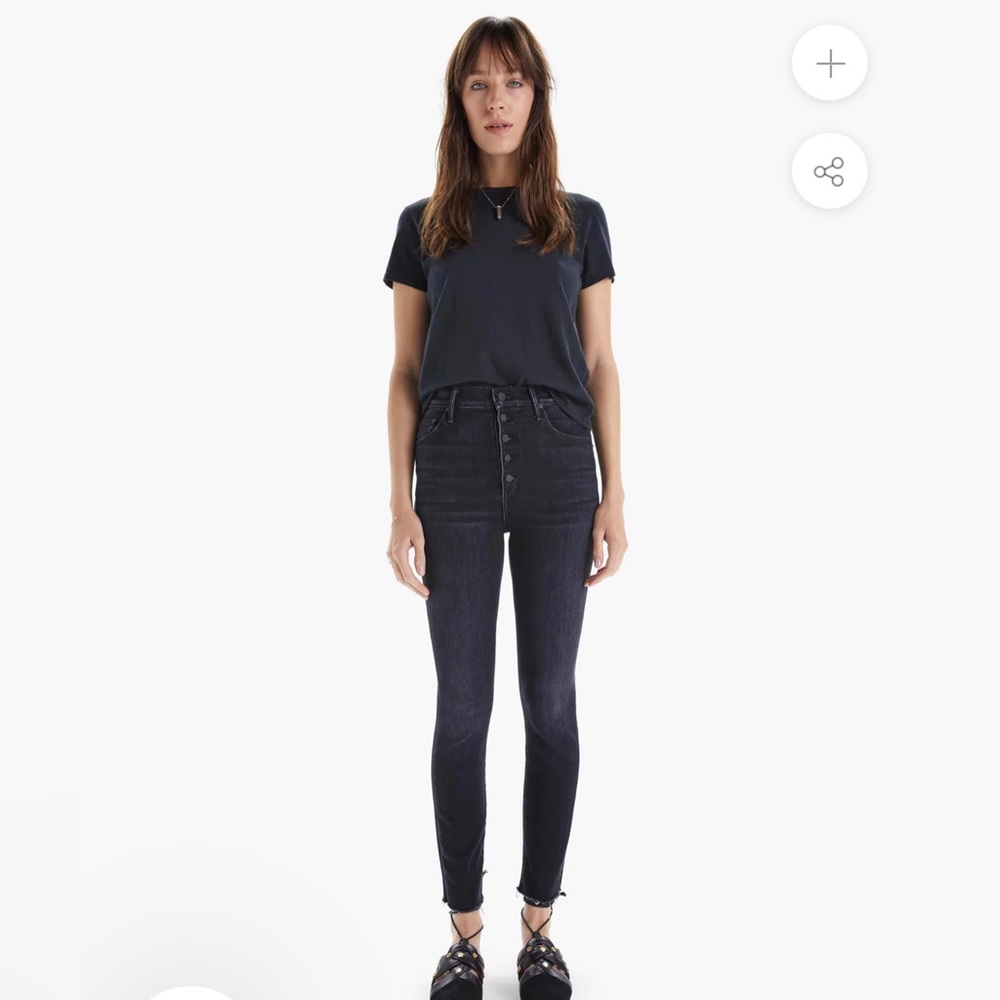 MOTHER Denim Pixie Swooner Ankle Fray
